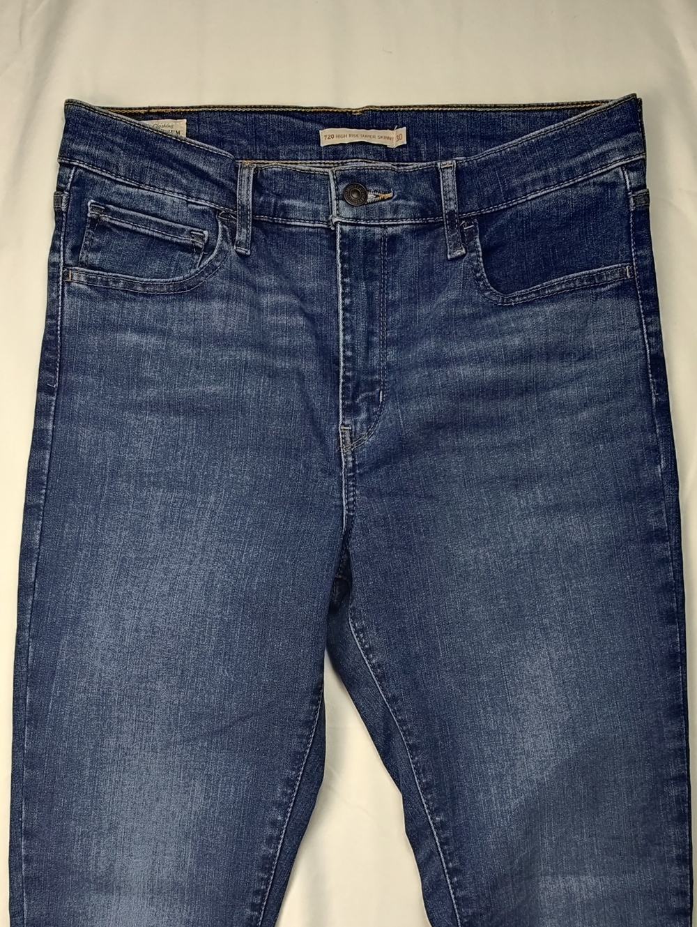 Levi's 720 High Rise Super Skinny Medium Wash Jeans Women's Size 30